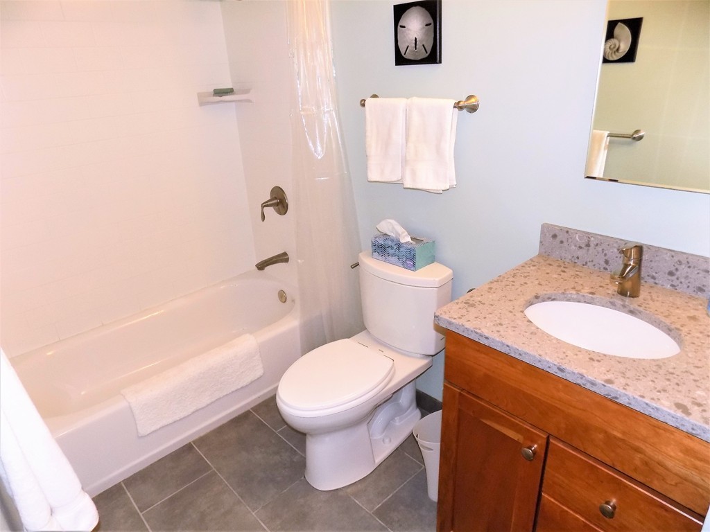 1 bed, 1 bath apartment for rent at 382 Ocean Ave Unit 606, Revere Beach — photo 15 of 40