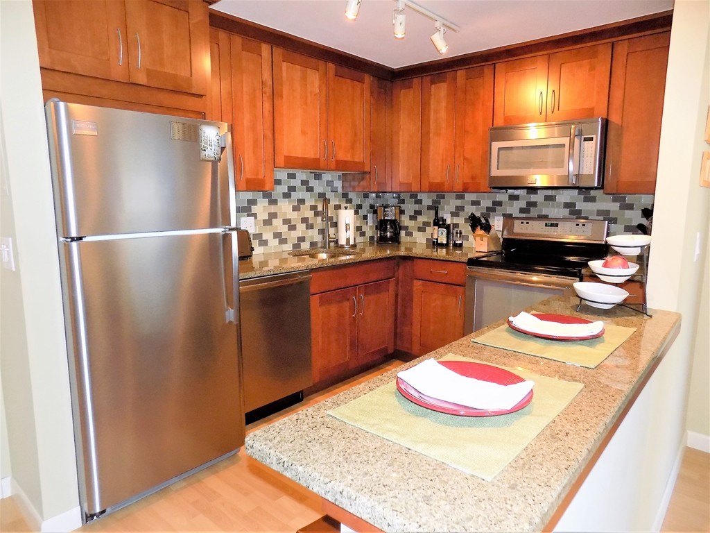 1 bed, 1 bath apartment for rent at 382 Ocean Ave Unit 606, Revere Beach — photo 6 of 40
