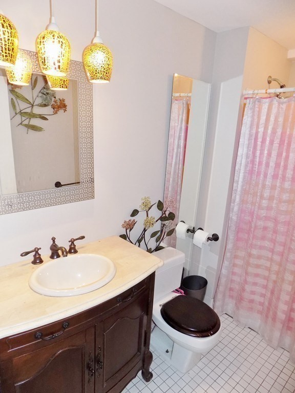 2 bed, 2 bath apartment for rent at 382 Ocean Ave Unit 709, Revere — photo 12 of 33