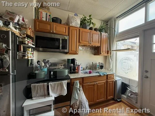 Studio bed, 1 bath apartment for rent at 382 Somerville Ave Unit Rear, Union Square — photo 1 of 9