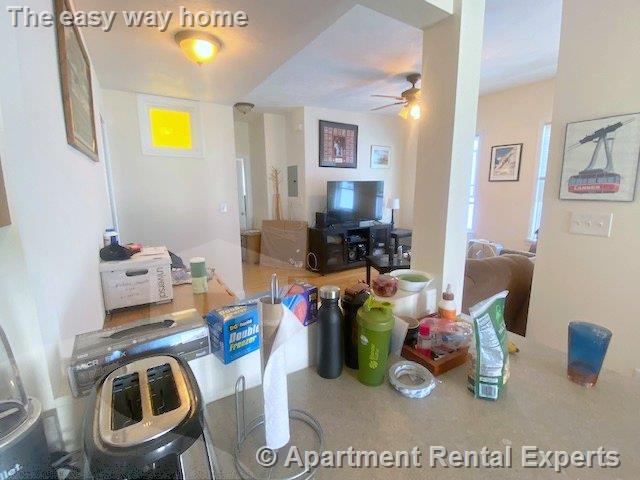 3 bed, 1 bath apartment for rent at 383 Columbia St Unit 3, Inman Square — photo 3 of 10