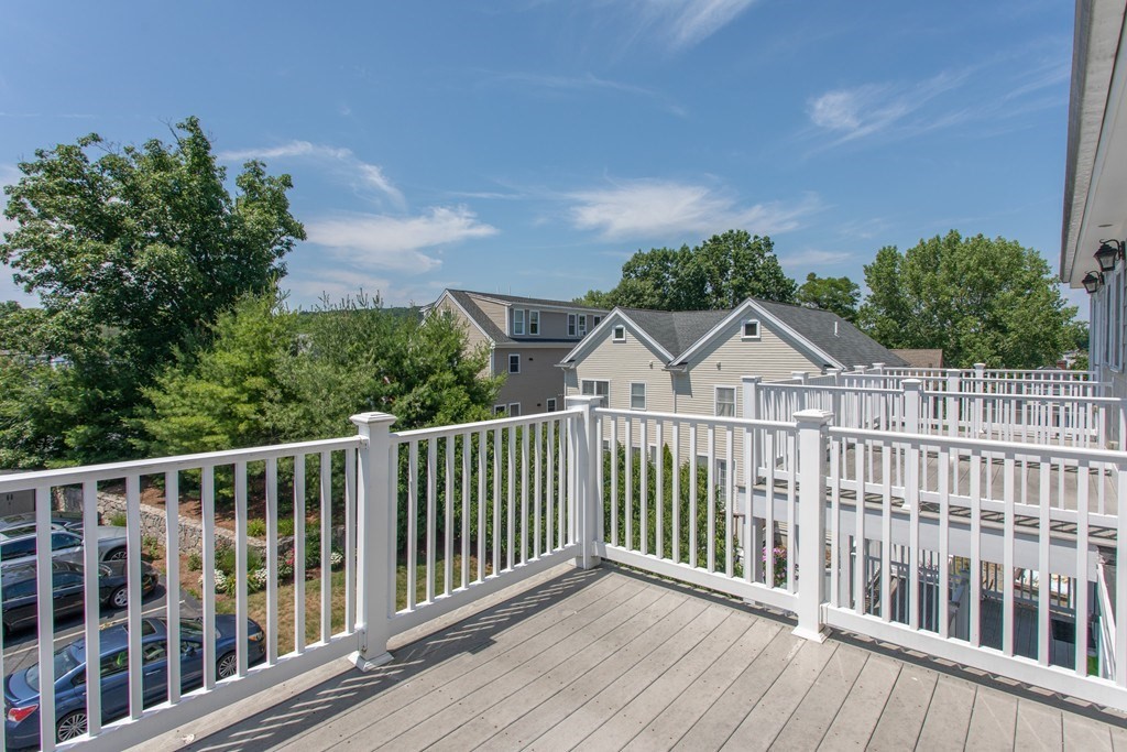 3 bed, 2 bath apartment for rent at 383 Hyde Park Ave Unit 2, Jamaica Plain — photo 14 of 15