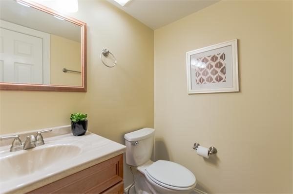 3 bed, 2 bath apartment for rent at 383 Hyde Park Ave Unit 2, Jamaica Plain — photo 8 of 15
