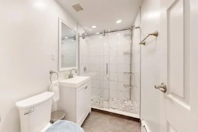 2 bed, 1 bath apartment for rent at 383 Langley Rd Unit 3, Newton — photo 6 of 10