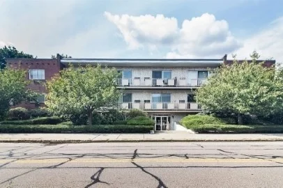 2 bed, 1 bath apartment for rent at 383 Langley Rd Unit 3, Newton — photo 9 of 10