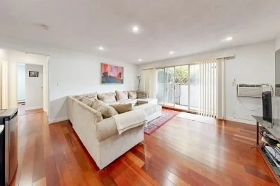 2 bed, 1 bath apartment for rent at 383 Langley Rd Unit 3, Newton — photo 4 of 10