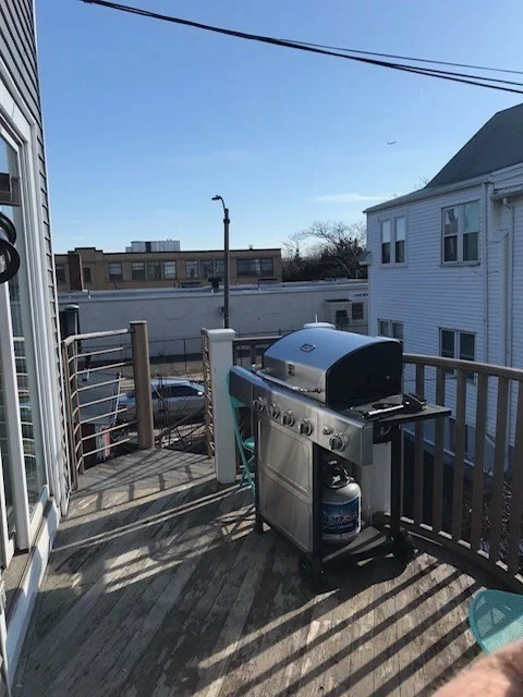 2 bed, 2 bath apartment for rent at 383 Maverick Unit 2, East Boston — photo 21 of 23