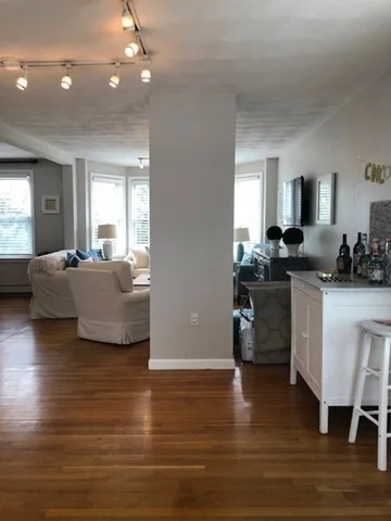 2 bed, 2 bath apartment for rent at 383 Maverick Unit 2, East Boston — photo 5 of 23