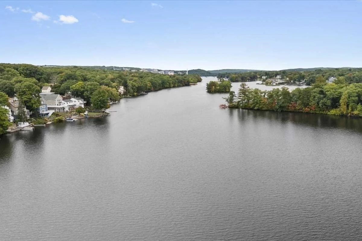 2 bed, 1 bath apartment for rent at 384 Bridle Path, Worcester — photo 30 of 36