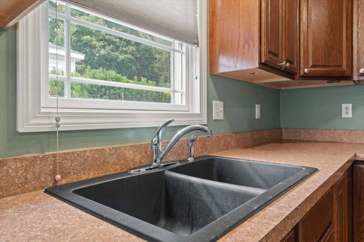 2 bed, 1 bath apartment for rent at 384 Bridle Path, Worcester — photo 17 of 36