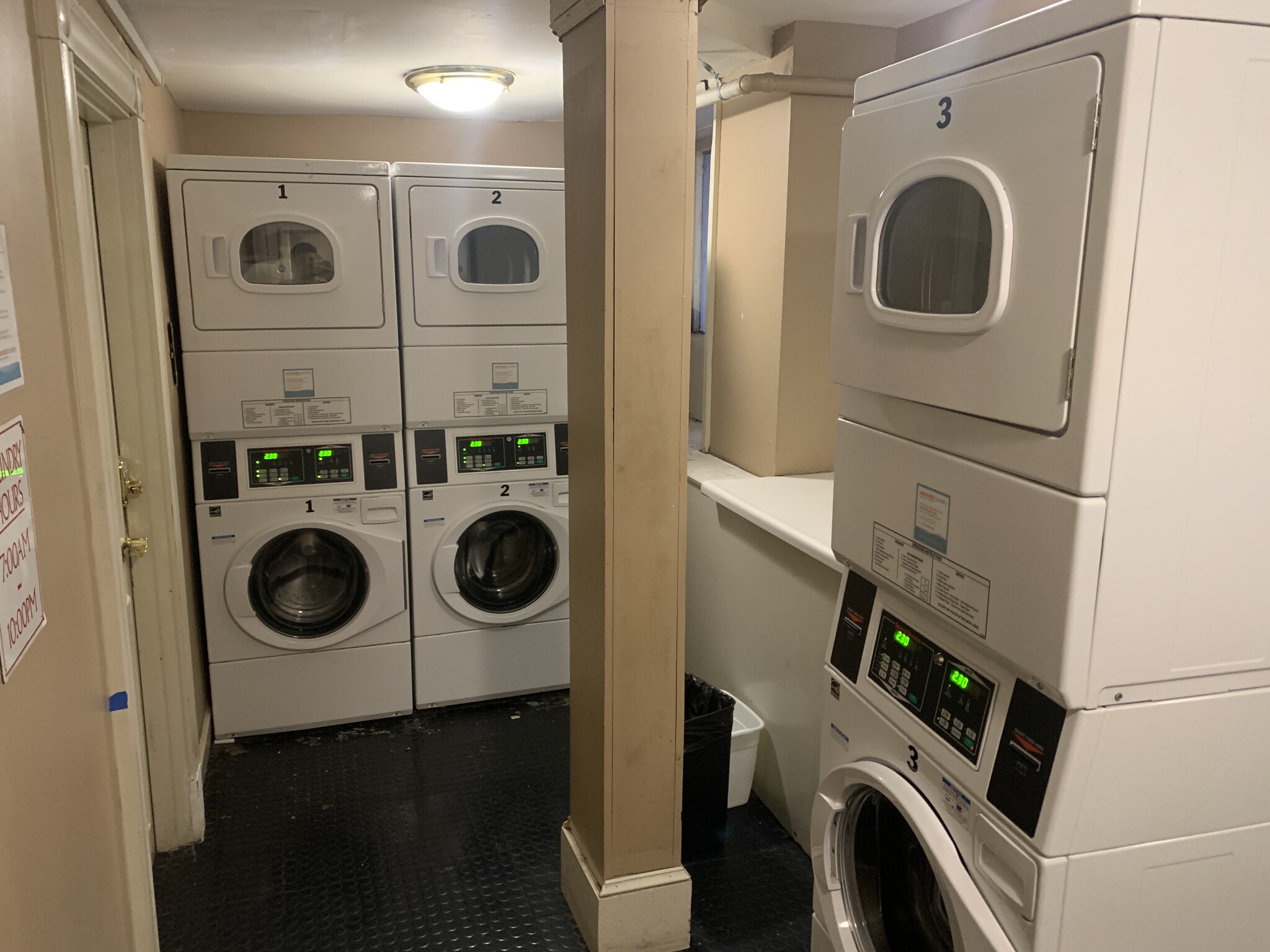 2 bed, 1 bath apartment for rent at 384 Commonwealth Ave Unit 3, Back Bay