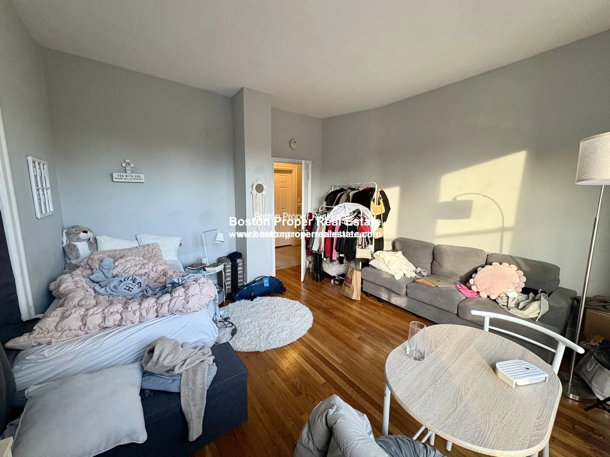 3 bed, 1 bath apartment for rent at 384 Commonwealth Ave Unit 43, Back Bay — photo 2 of 10