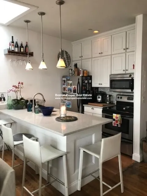 1 bed, 1 bath apartment for rent at 384 Commonwealth Ave Unit 61, Back Bay — photo 9 of 13