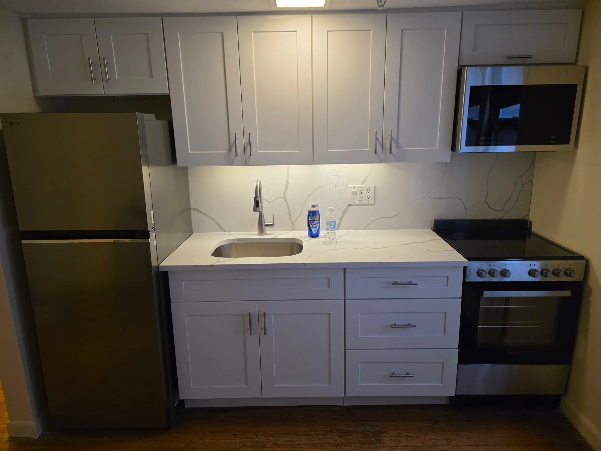 1 bed, 1 bath apartment for rent at 384 Commonwealth Ave Unit 62, Back Bay — photo 1 of 5