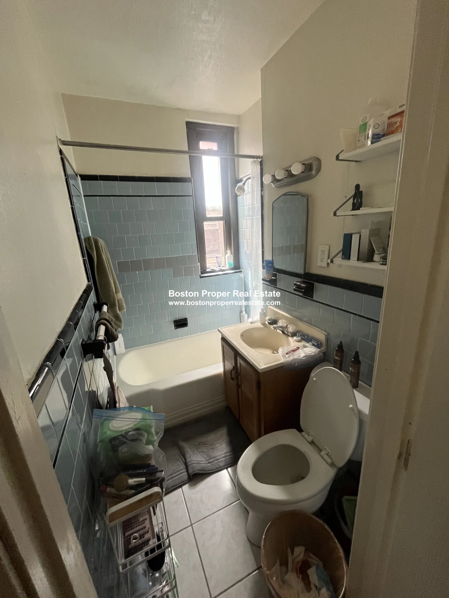 1 bed, 1 bath apartment for rent at 384 Commonwealth Ave Unit 62, Back Bay — photo 4 of 5