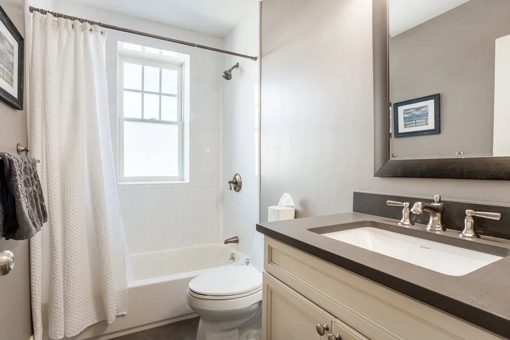 2 bed, 1 bath apartment for rent at 384 Langley Rd Unit 2, Newton Center — photo 11 of 14