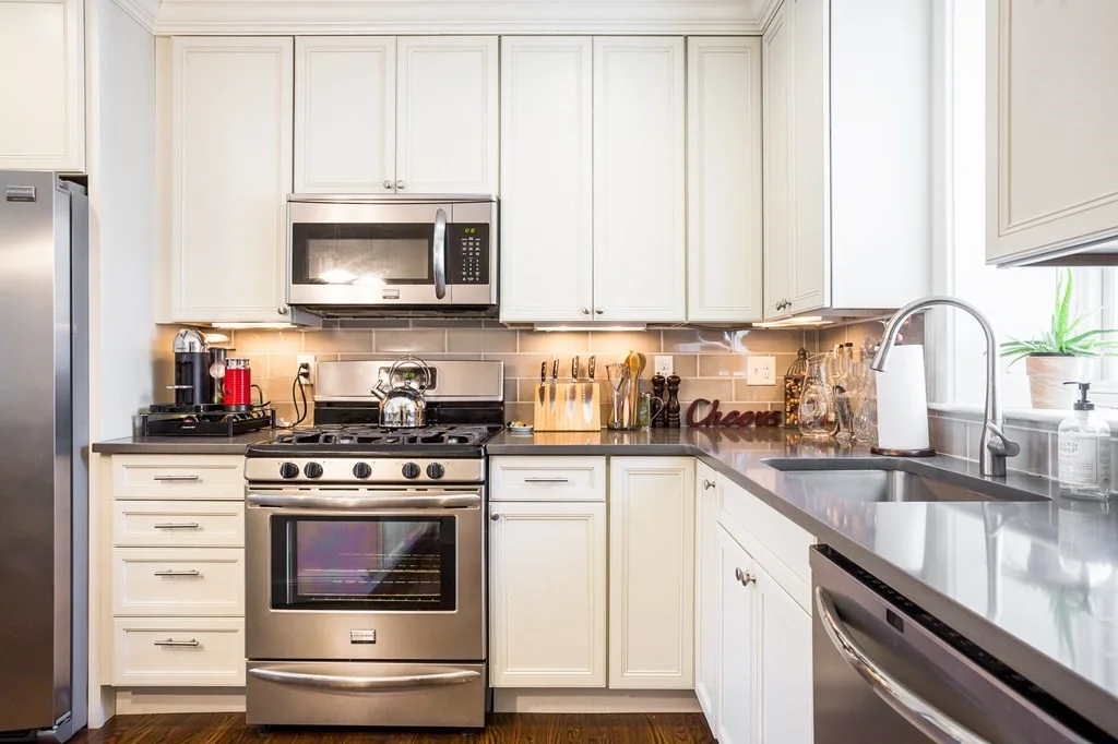 2 bed, 1 bath apartment for rent at 384 Langley Rd Unit 2, Newton Center — photo 4 of 14