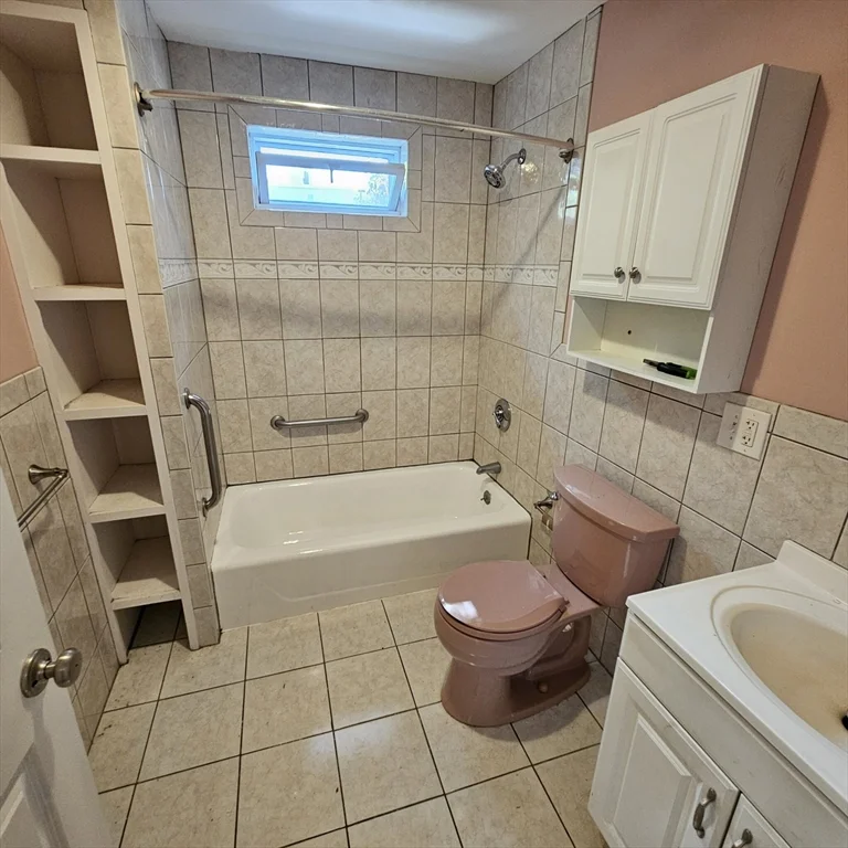 2 bed, 1 bath apartment for rent at 384 Washington St Unit 1, Central Square — photo 6 of 10