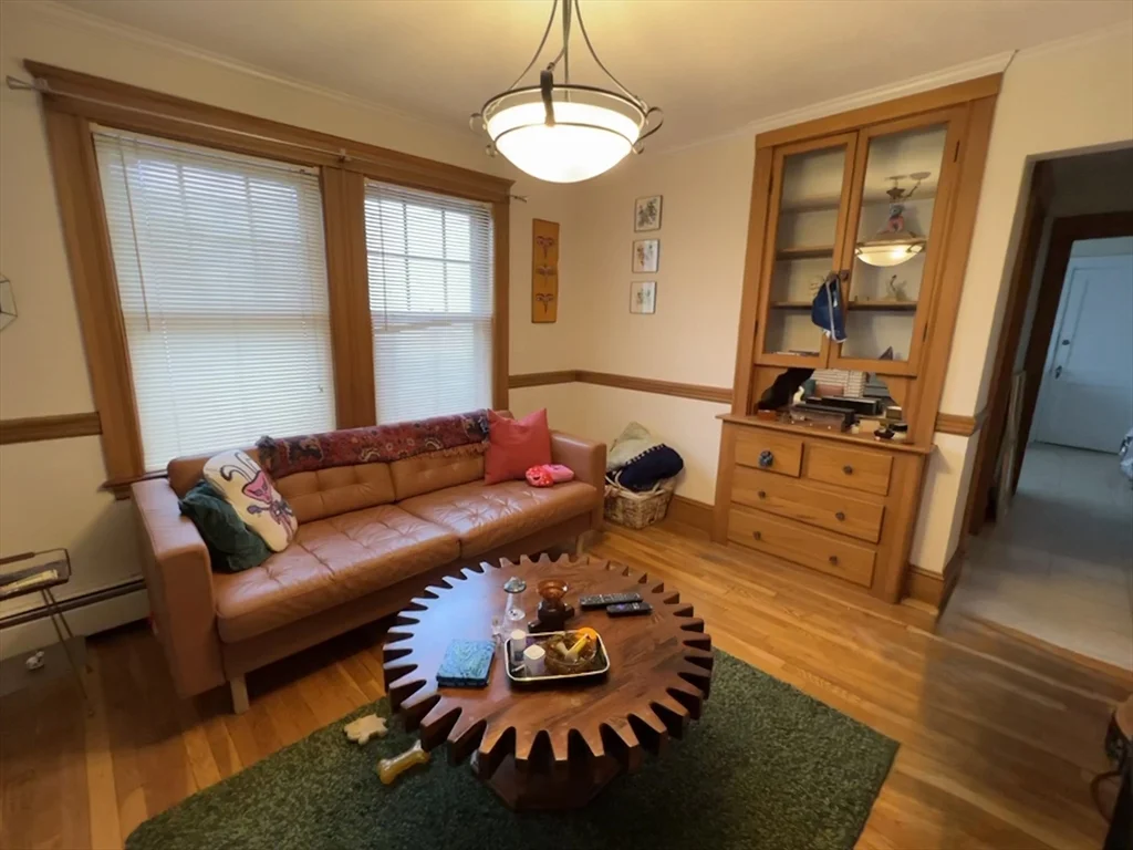2 bed, 1 bath apartment for rent at 385 Arlington St Unit 1, Watertown — photo 6 of 16