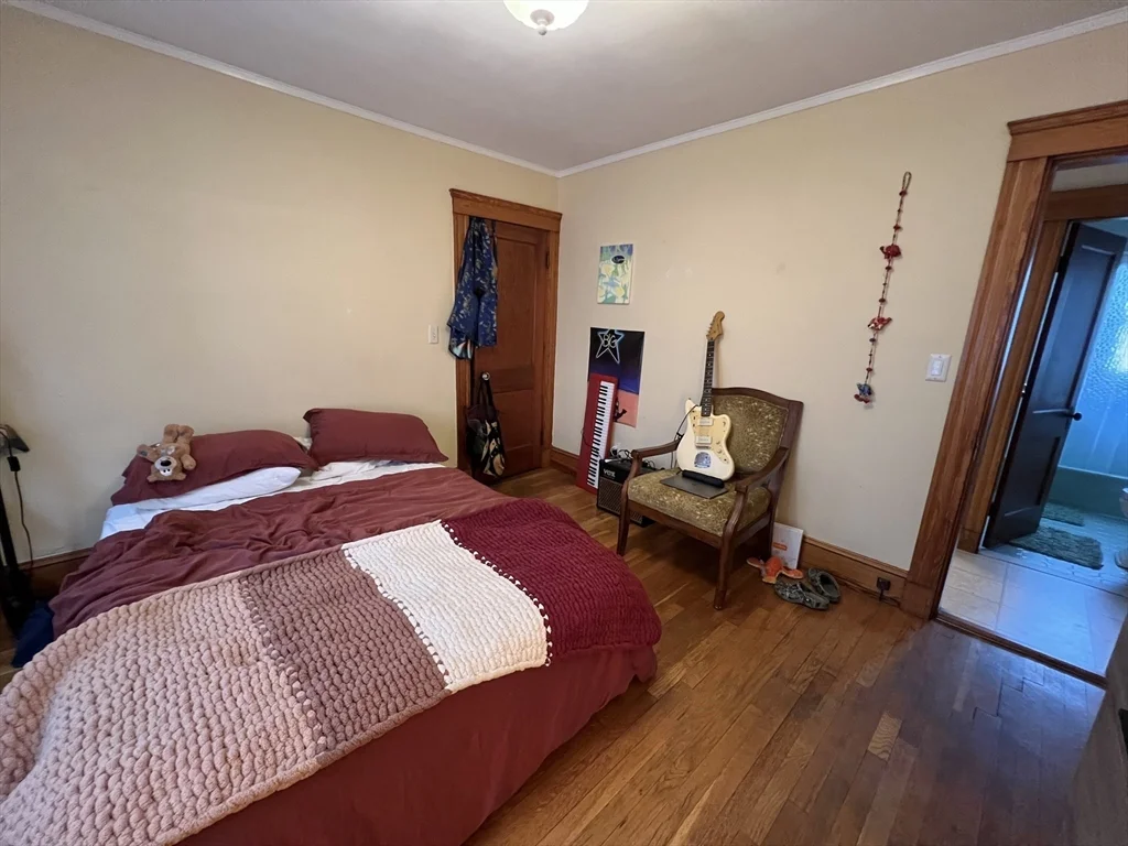 2 bed, 1 bath apartment for rent at 385 Arlington St Unit 1, Watertown — photo 11 of 16