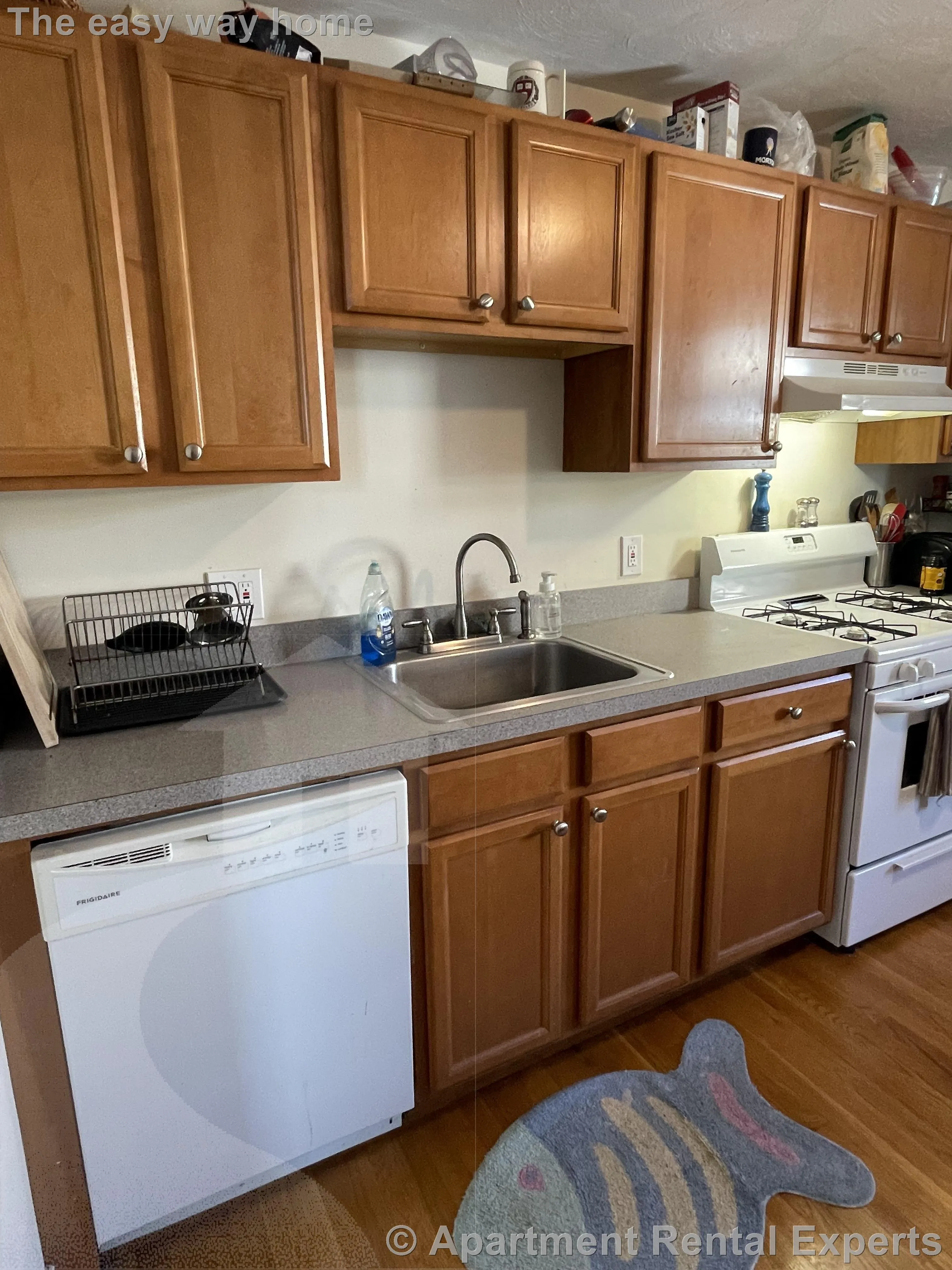 2 bed, 1 bath apartment for rent at 385 Columbia St Unit 2, Inman Square — photo 3 of 17