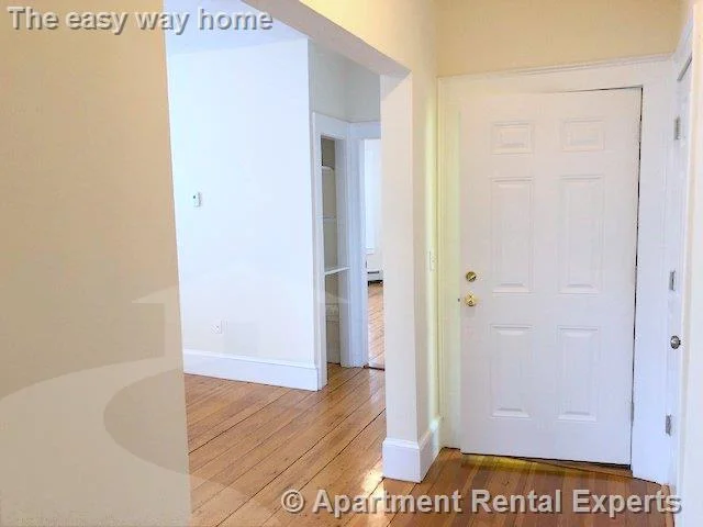 2 bed, 1 bath apartment for rent at 385 Columbia St Unit 3, Inman Square — photo 5 of 14