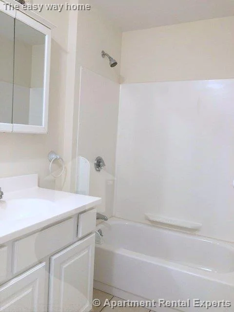 2 bed, 1 bath apartment for rent at 385 Columbia St Unit 3, Inman Square — photo 13 of 14