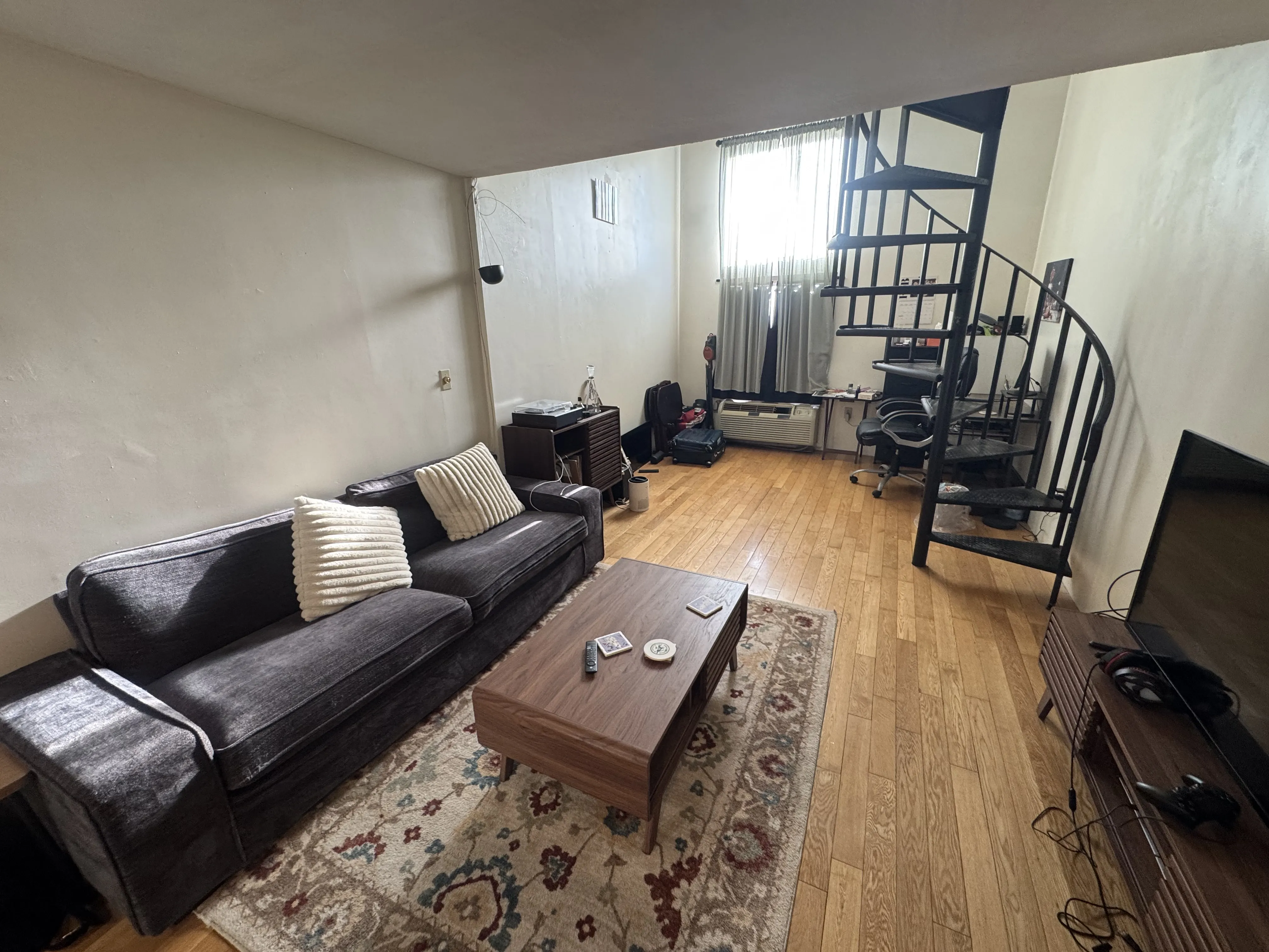 1 bed, 1 bath apartment for rent at 385 Dorchester St Unit a8, South Boston — photo 5 of 19