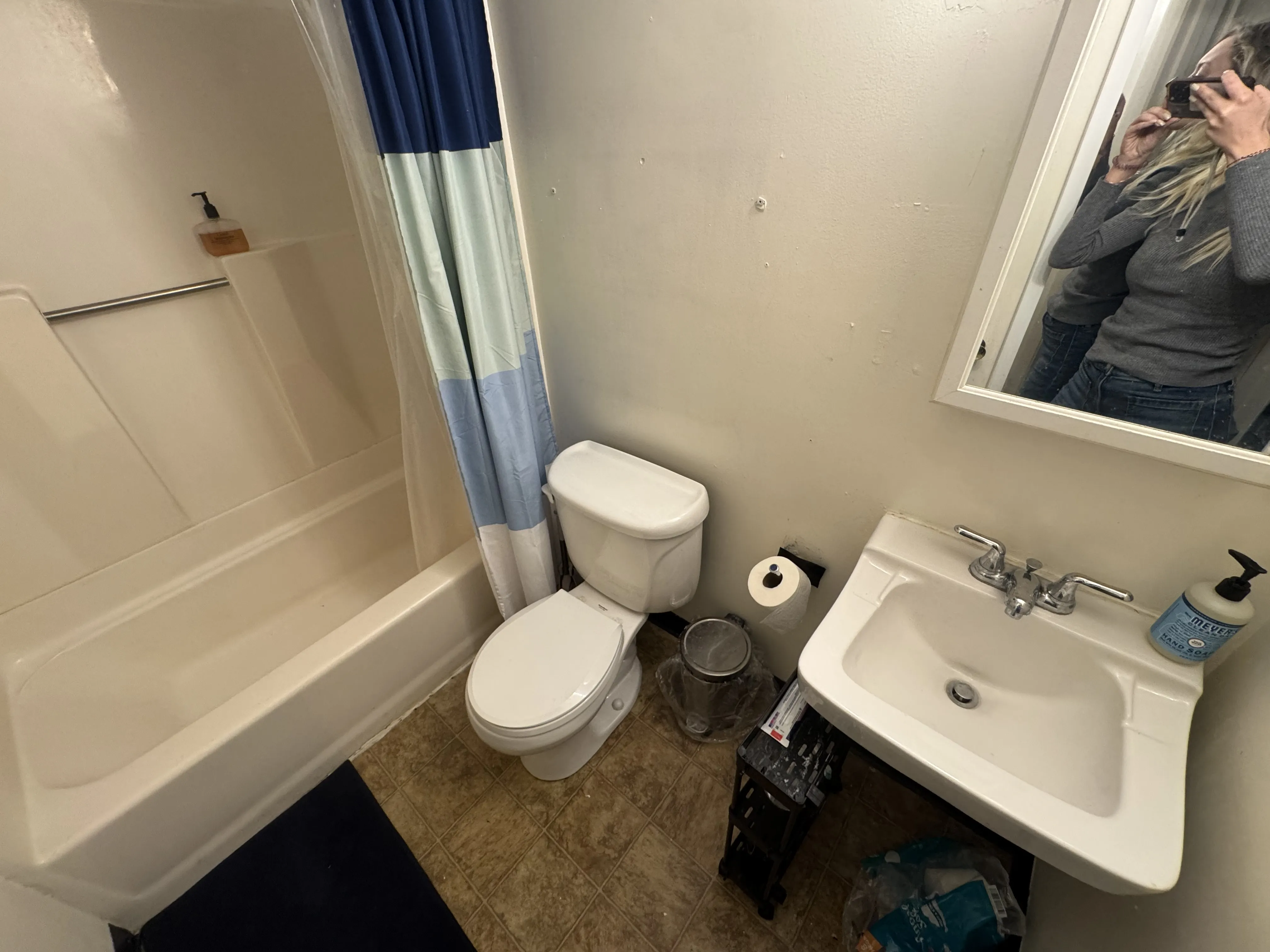 1 bed, 1 bath apartment for rent at 385 Dorchester St Unit a8, South Boston — photo 10 of 19