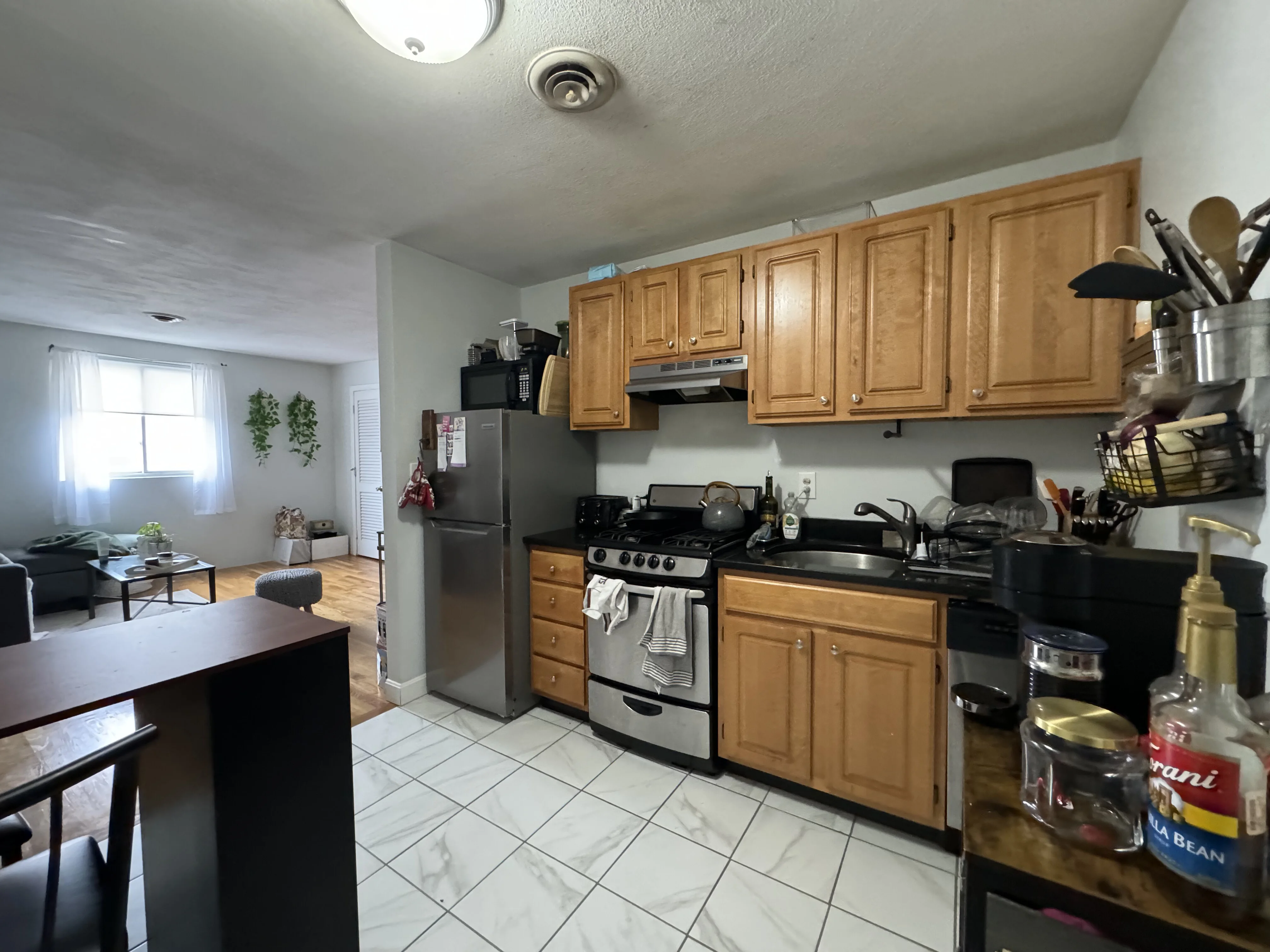 2 bed, 1 bath apartment for rent at 385 Dorchester St Unit C8, South Boston
