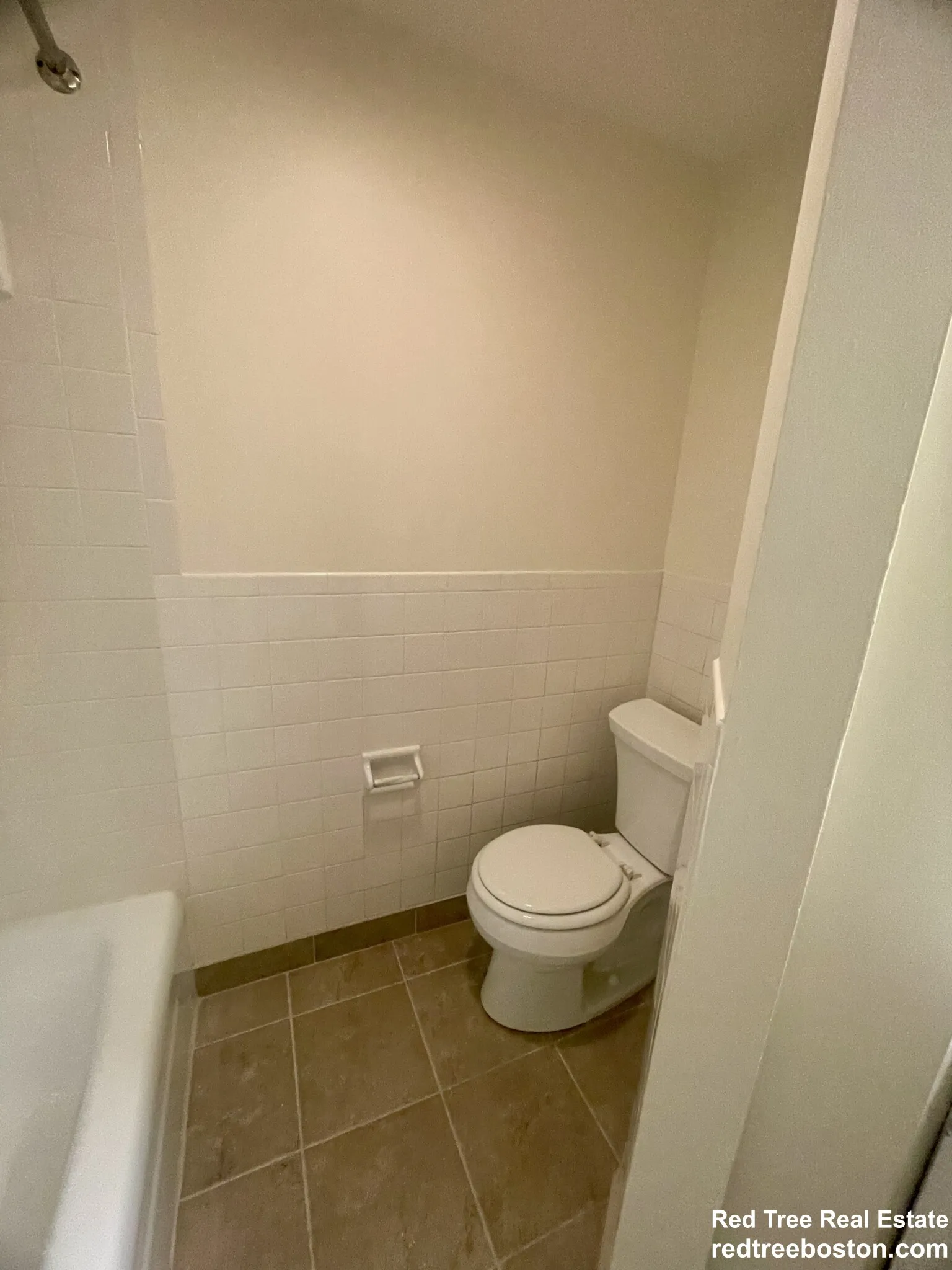 Studio bed, 1 bath apartment for rent at 385 Massachusetts Ave Unit 34, Arlington — photo 14 of 22