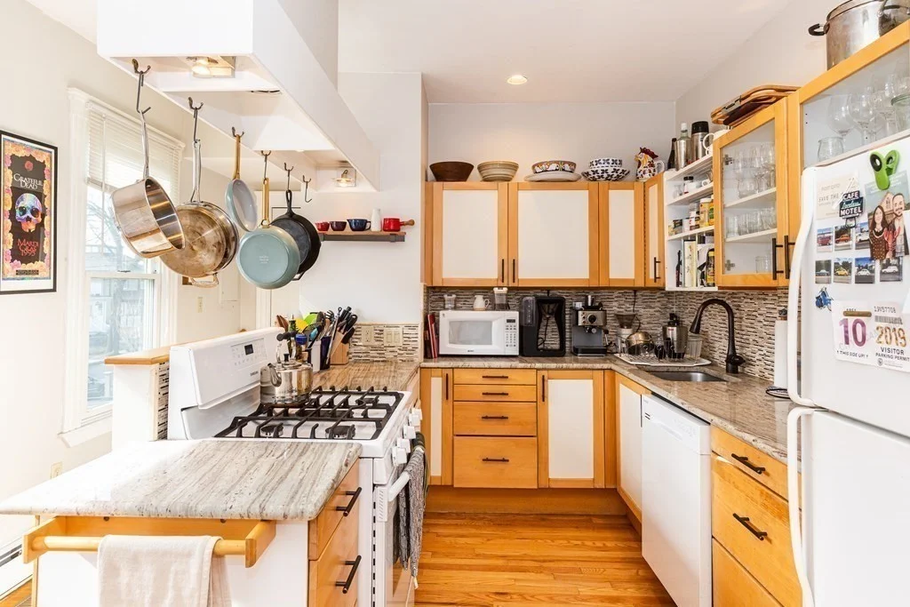 2 bed, 1 bath apartment for rent at 385 Walden St Unit 1, West Cambridge — photo 14 of 20