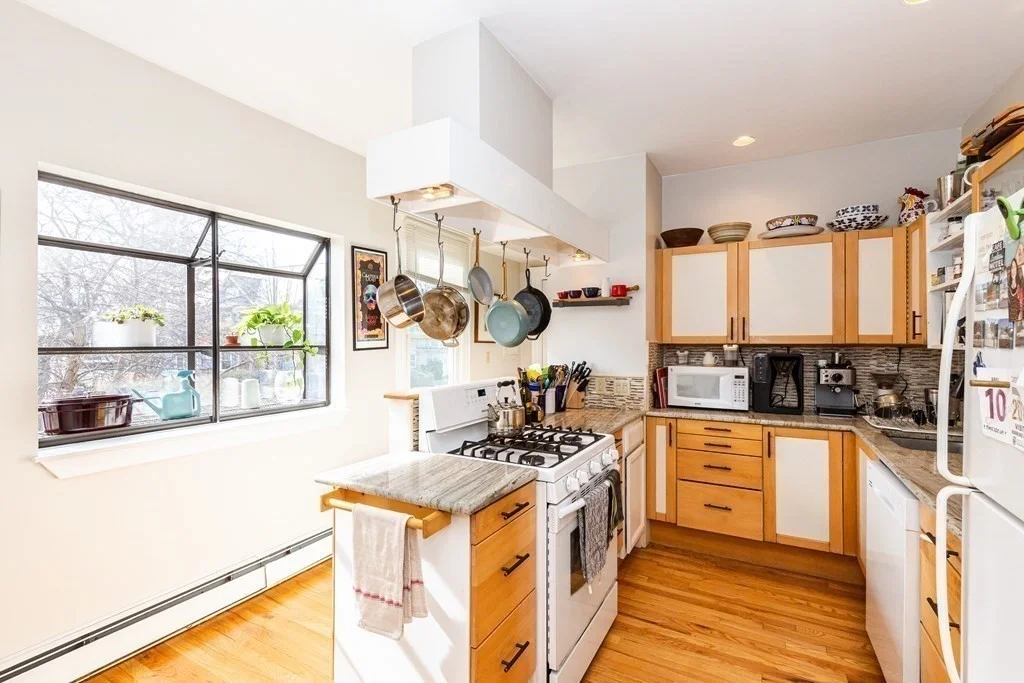 2 bed, 1 bath apartment for rent at 385 Walden St Unit 1, West Cambridge — photo 13 of 20