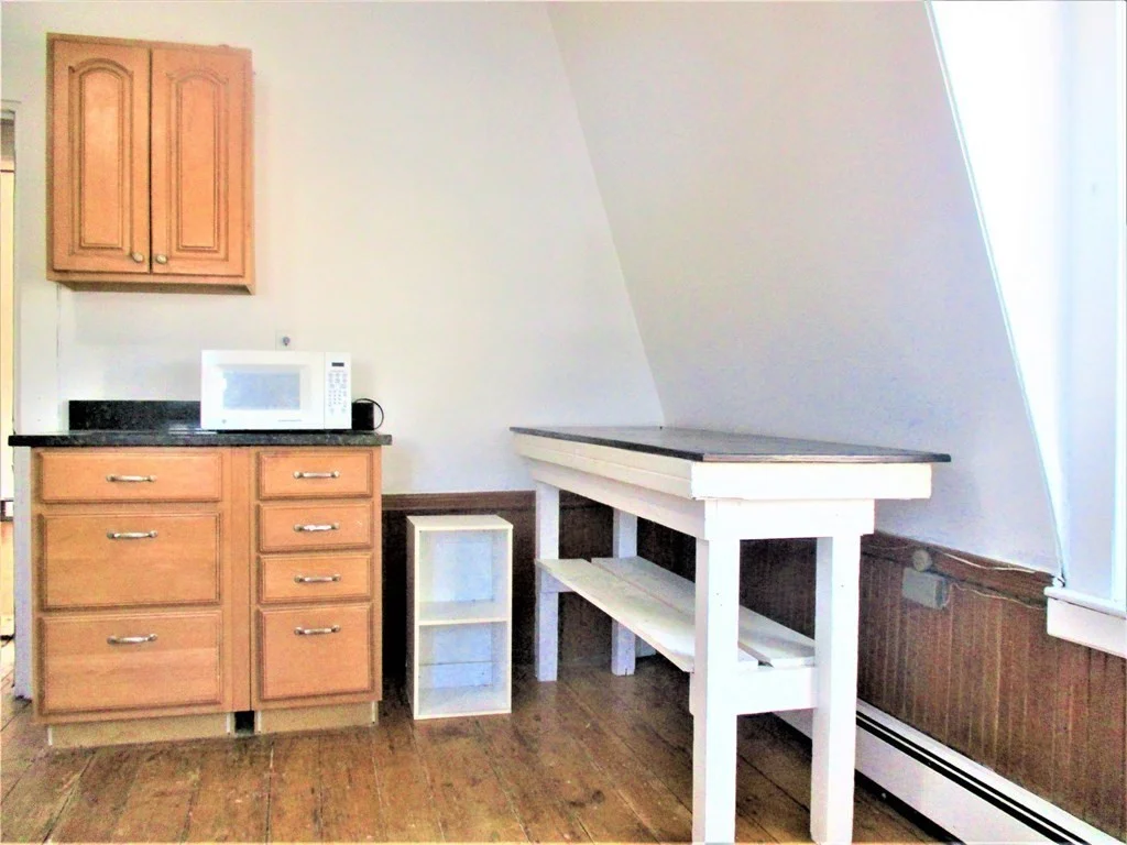 Studio bed, 1 bath apartment for rent at 385 Washington St Unit 3, Central Square — photo 6 of 10