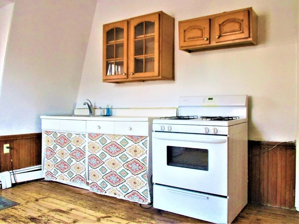 Studio bed, 1 bath apartment for rent at 385 Washington St Unit 3, Central Square — photo 5 of 10