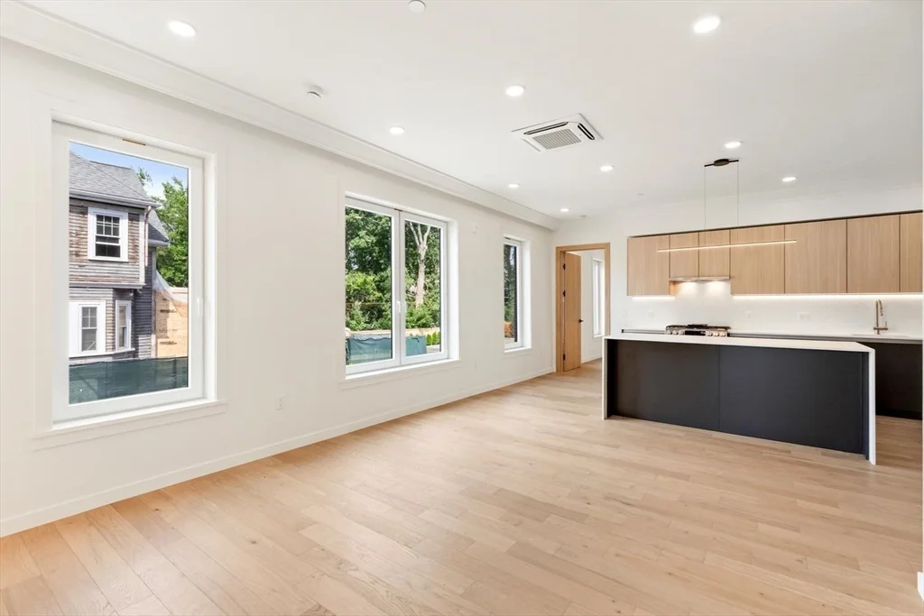 2 bed, 2 bath apartment for rent at 386-388 Washington St Unit 103, Quincy Point — photo 7 of 25