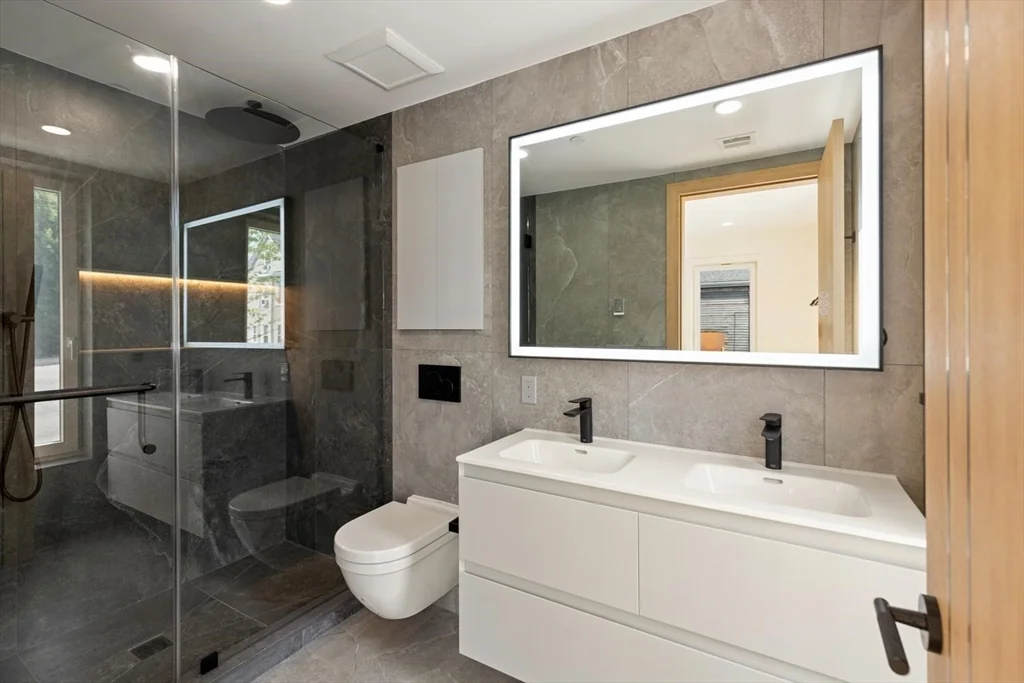 2 bed, 2 bath apartment for rent at 386-388 Washington St Unit 103, Quincy Point — photo 15 of 25