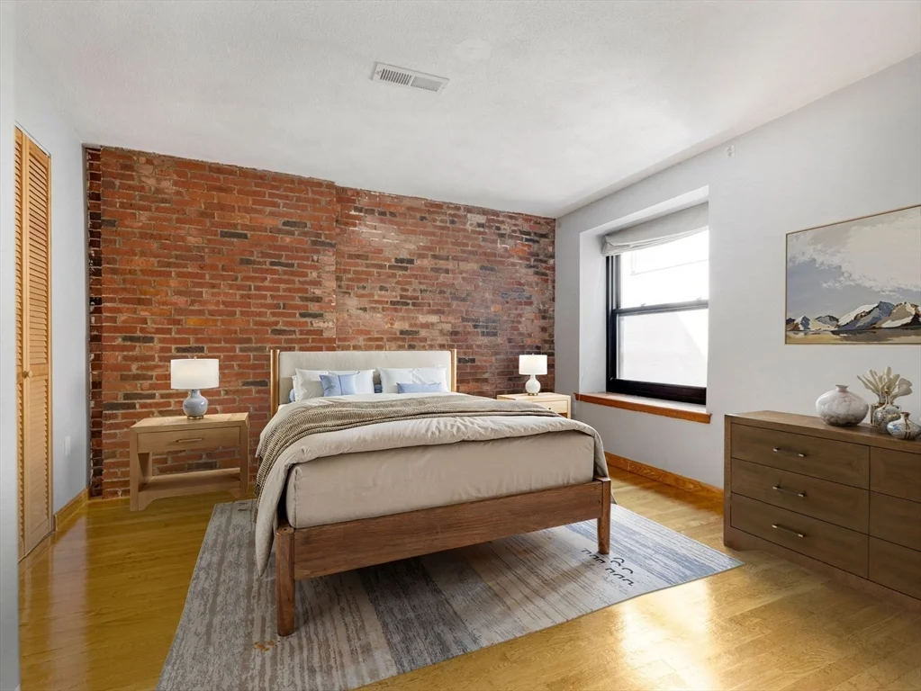 1 bed, 1 bath apartment for rent at 386 Commercial St Unit 4A, North End — photo 4 of 15