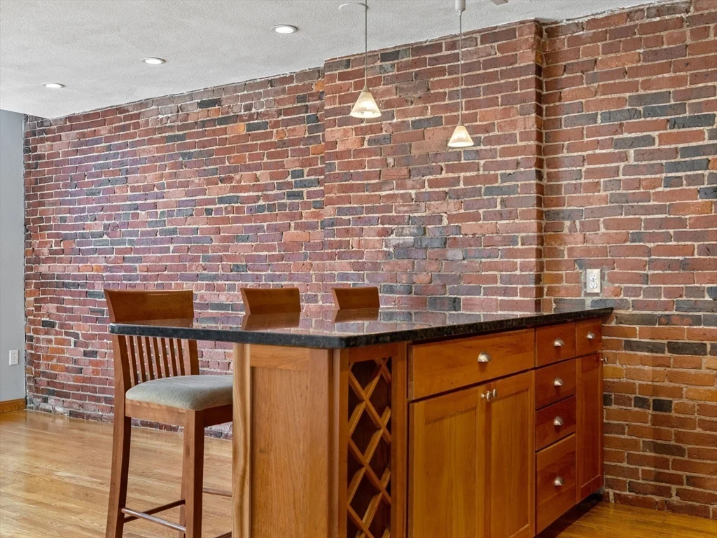 1 bed, 1 bath apartment for rent at 386 Commercial St Unit 4A, North End — photo 7 of 15