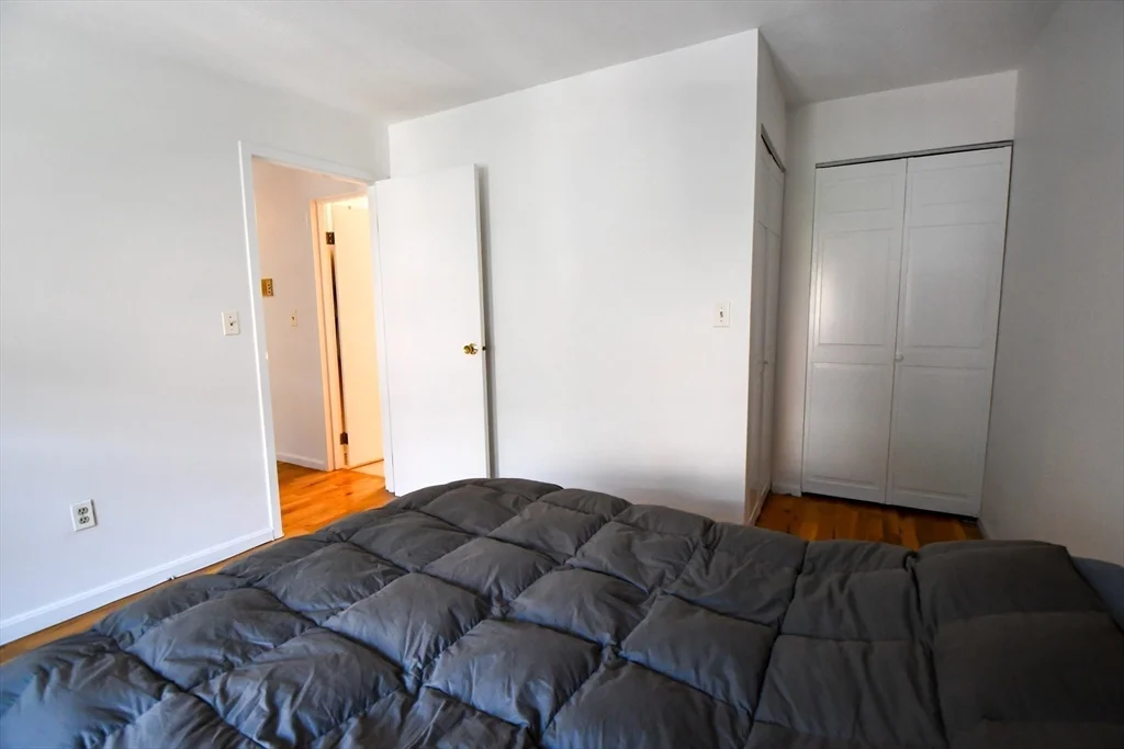 1 bed, 1 bath apartment for rent at 386 Commercial Unit 3D, North End — photo 4 of 15