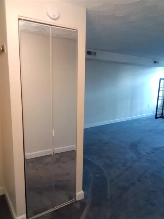 Studio bed, 1 bath apartment for rent at 386 Commercial Unit 5B, North End — photo 5 of 16