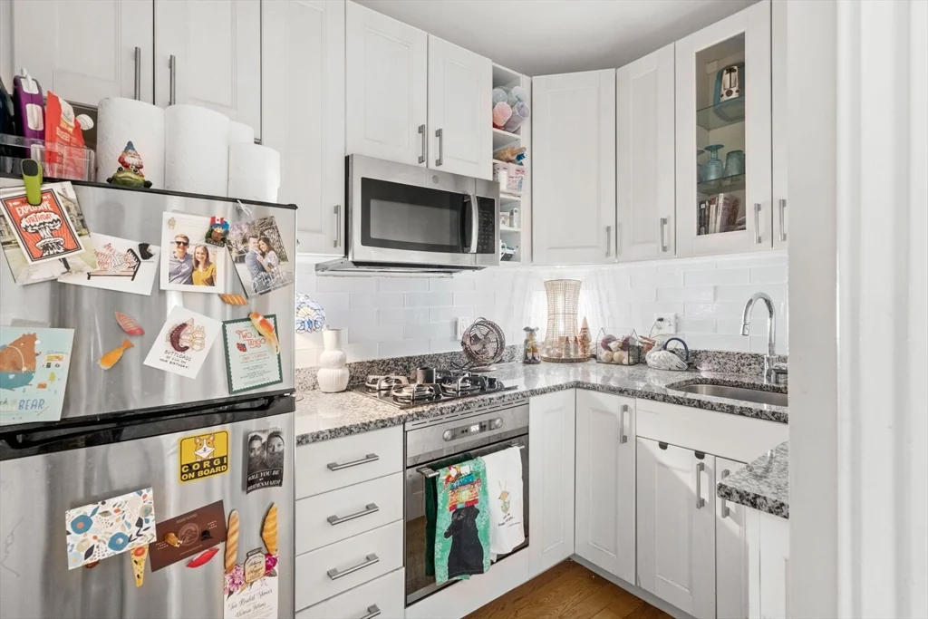 1 bed, 1 bath apartment for rent at 386 Commonwealth Ave Unit 51, Back Bay — photo 3 of 8