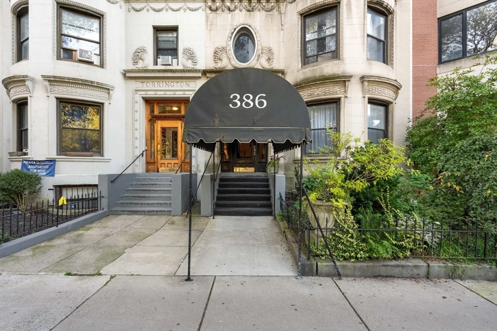 1 bed, 1 bath apartment for rent at 386 Commonwealth Ave Unit 51, Back Bay — photo 9 of 12