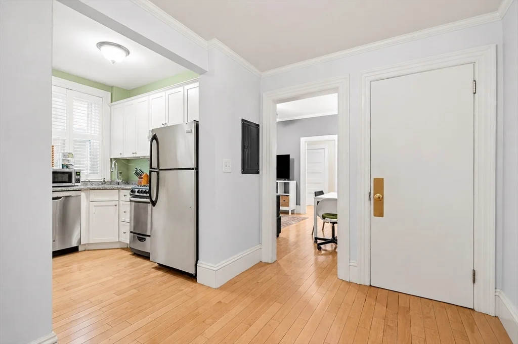 2 bed, 1 bath apartment for rent at 386 Commonwealth Unit 23, Back Bay — photo 8 of 34