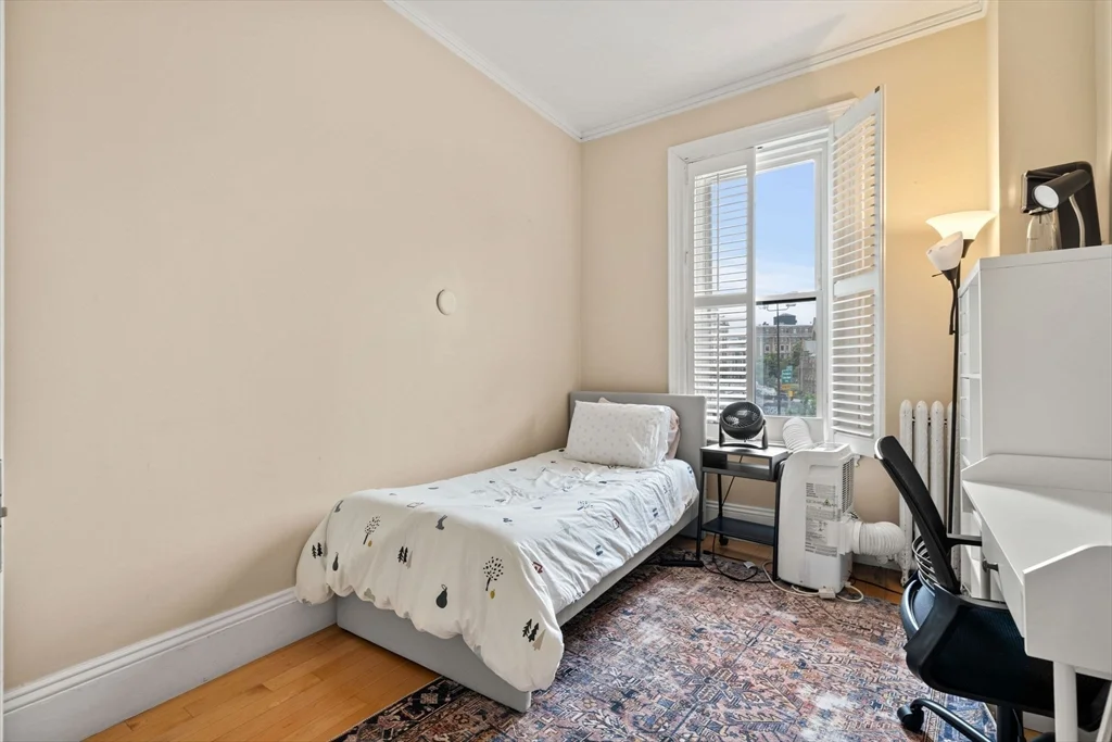 2 bed, 1 bath apartment for rent at 386 Commonwealth Unit 23, Back Bay — photo 18 of 34