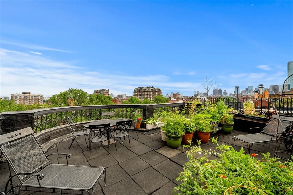 2 bed, 1 bath apartment for rent at 386 Commonwealth Unit 23, Back Bay — photo 24 of 34