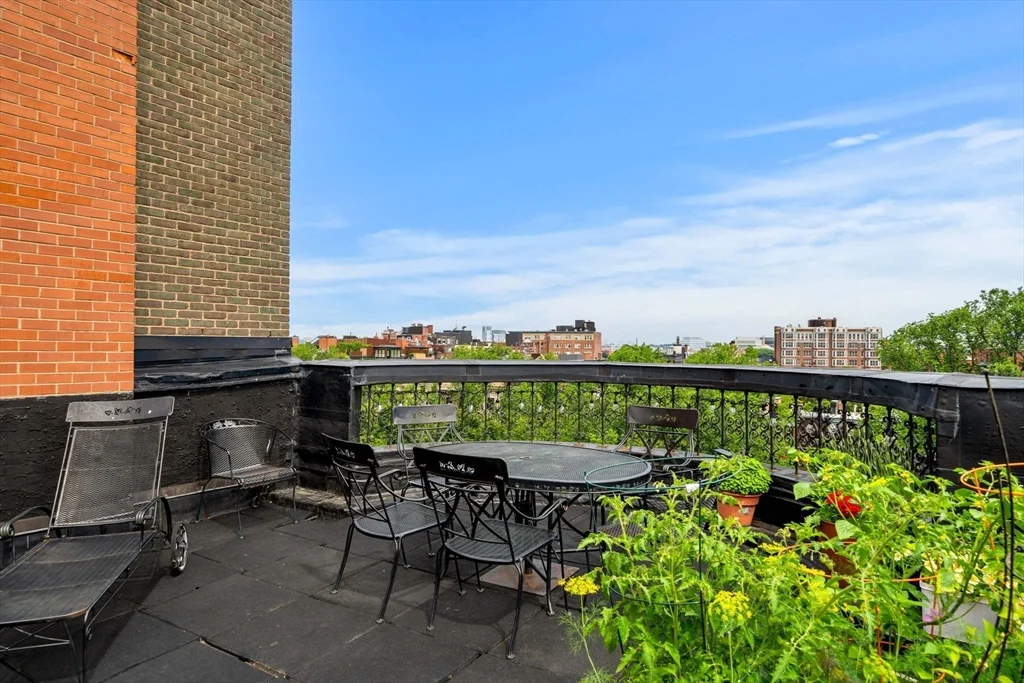 2 bed, 1 bath apartment for rent at 386 Commonwealth Unit 23, Back Bay — photo 25 of 34