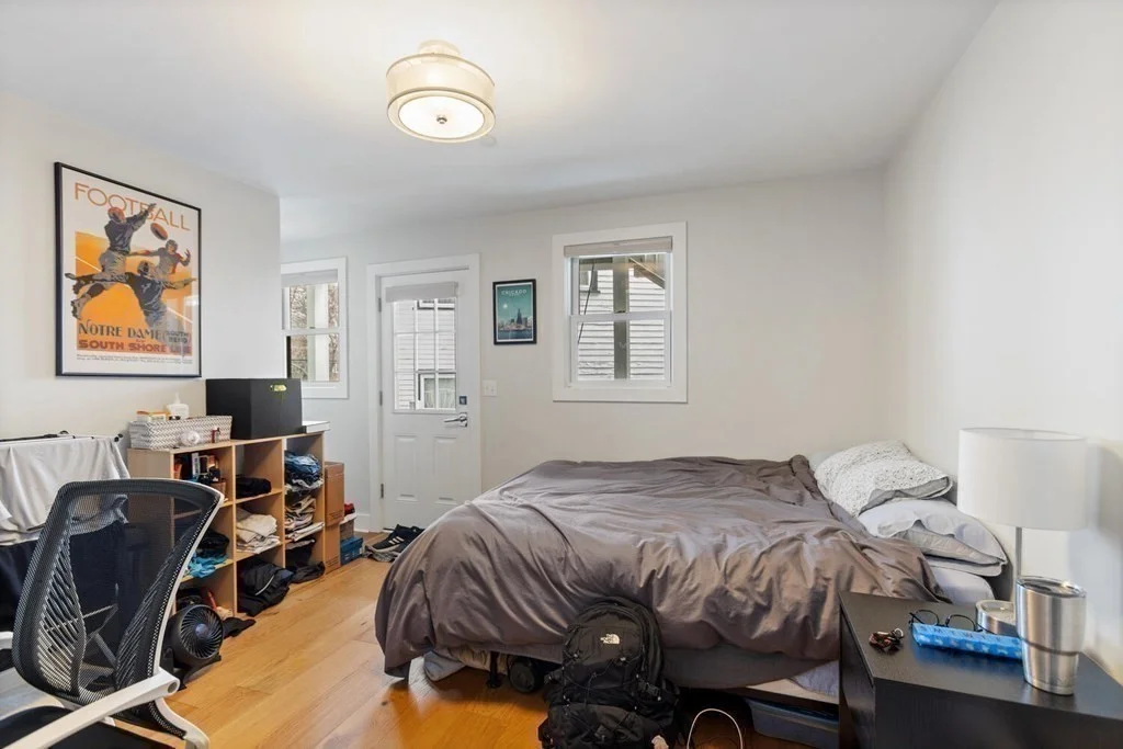 3 bed, 2 bath apartment for rent at 386 Windsor St Unit 1, East Cambridge — photo 11 of 23