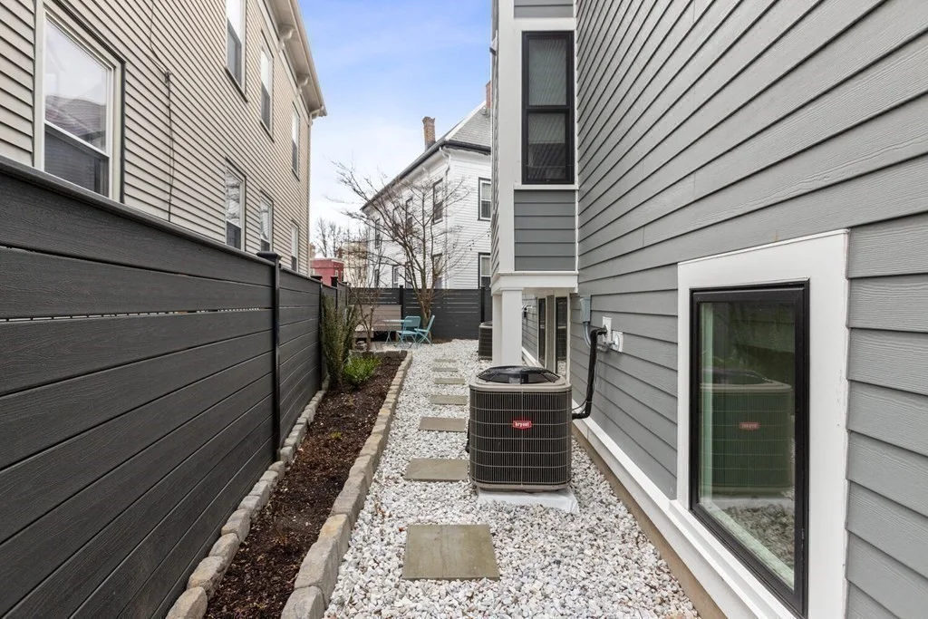 3 bed, 2 bath apartment for rent at 386 Windsor St Unit 1, East Cambridge — photo 20 of 23