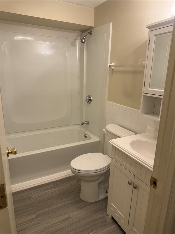 1 bed, 1 bath apartment for rent at 387 Adams St Unit 4, Abington — photo 9 of 9